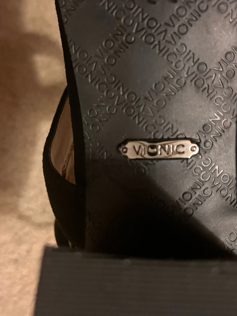 Vionic Paula Block Heel Sandal